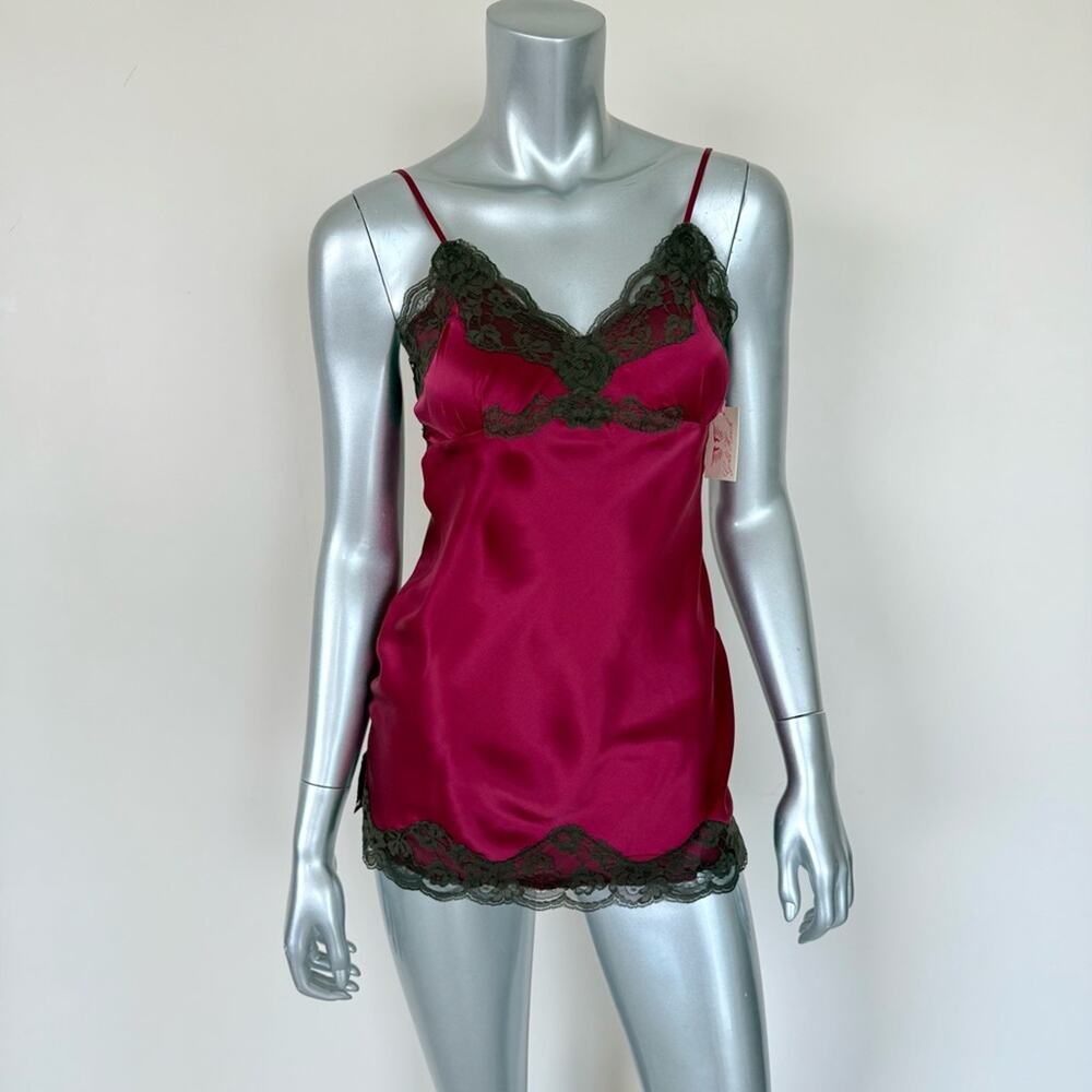 NWT!!! Gold Hawk women silk camisole XS Retail 160$